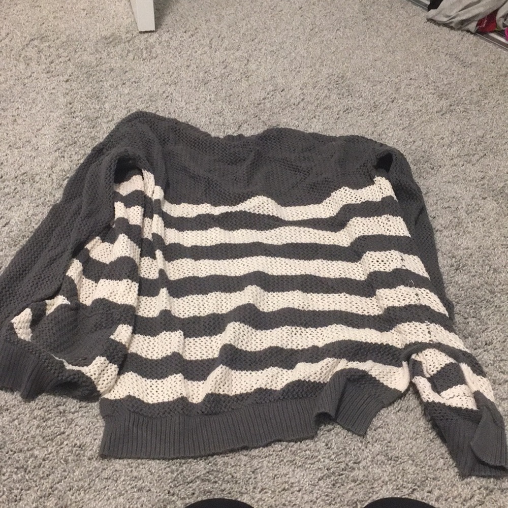 Cardigan - Picture 4 of 4